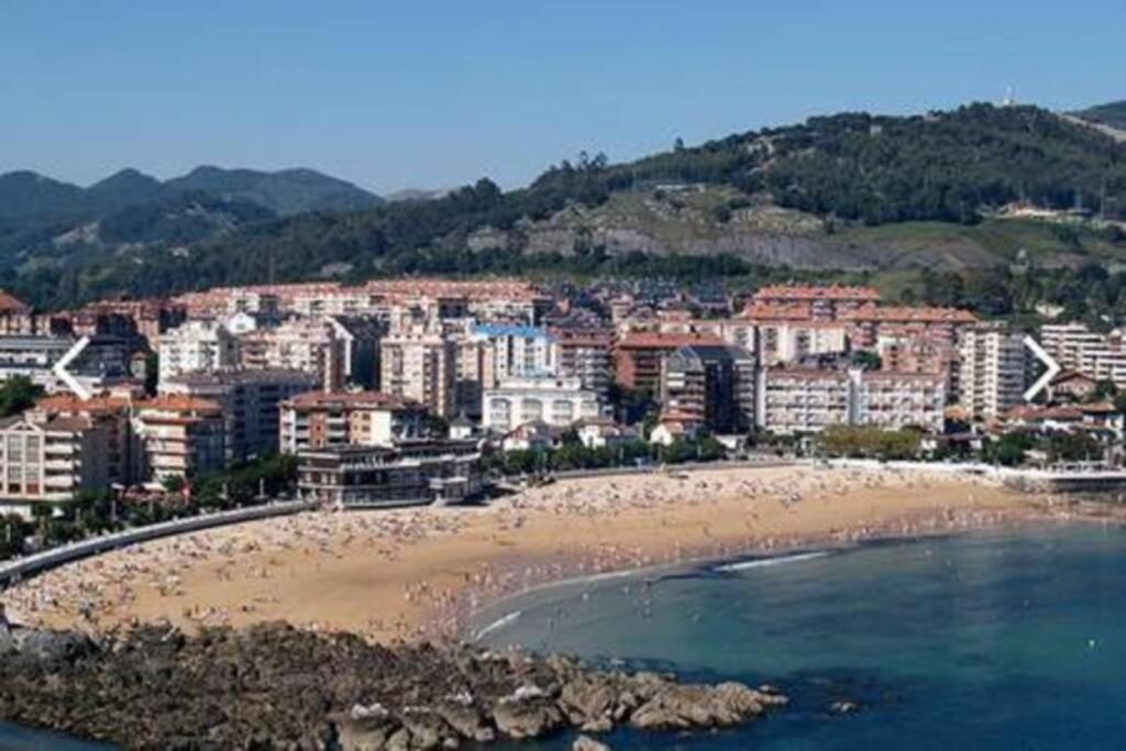 Apto Urbanización Piscina Céntrico Garaje Incluido Castro Urdiales Exterior foto