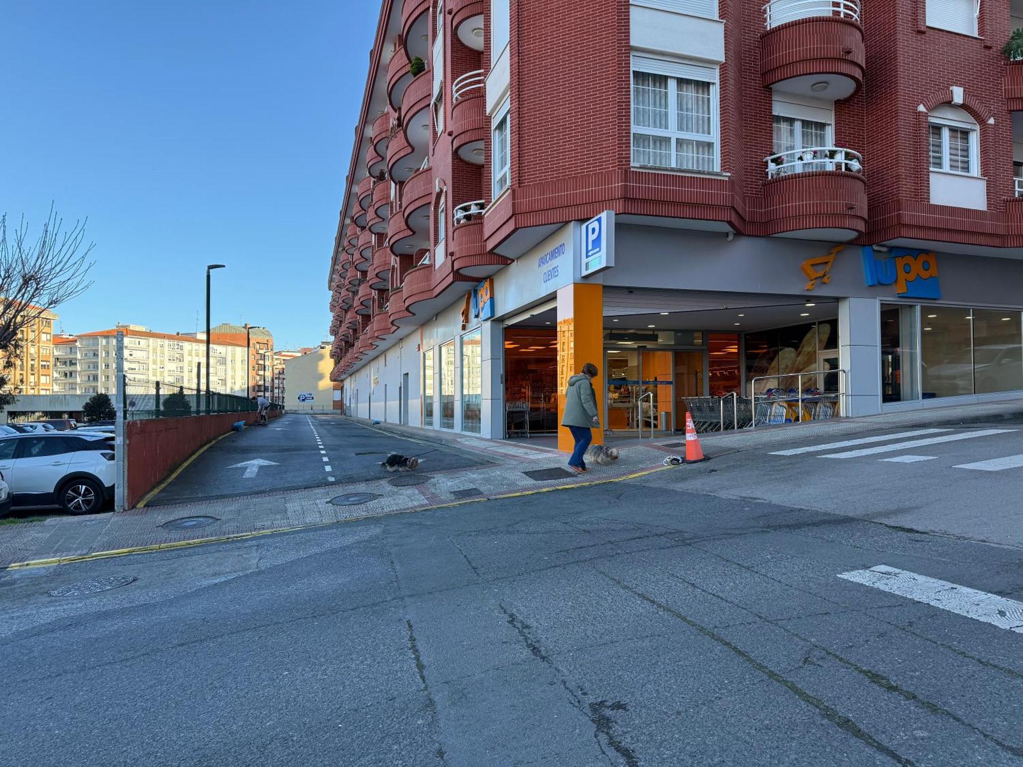 Apto Urbanización Piscina Céntrico Garaje Incluido Castro Urdiales Exterior foto