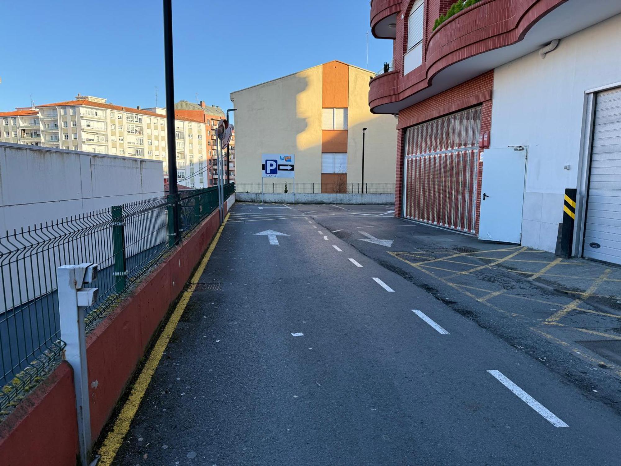 Apto Urbanización Piscina Céntrico Garaje Incluido Castro Urdiales Exterior foto